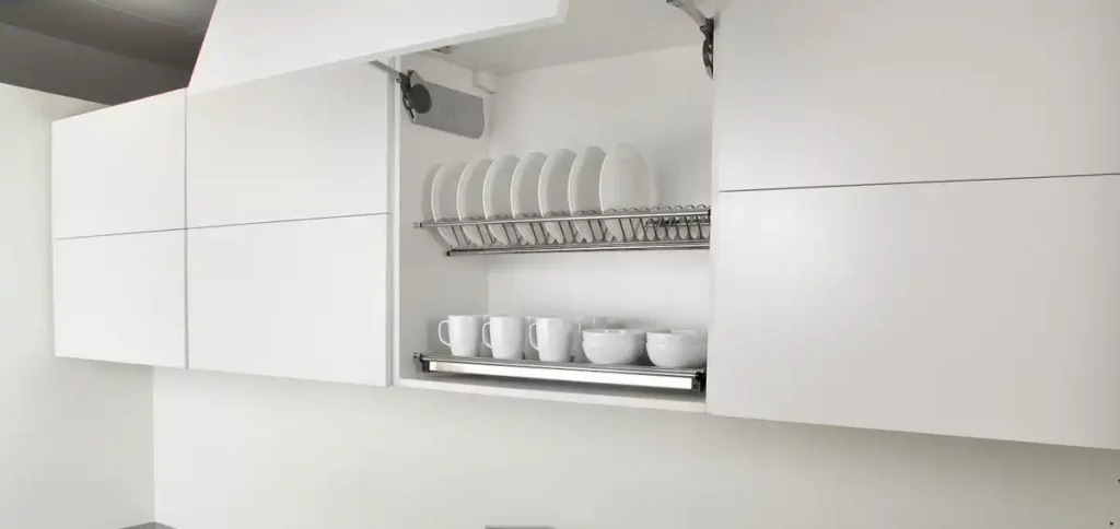 Cara merapikan lemari piring